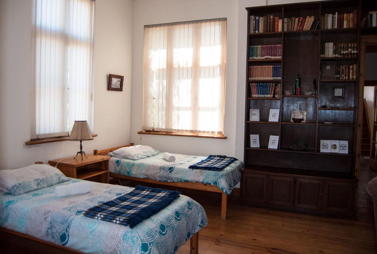 Historical Guesthouse - Self Catering Apartments Lüderitz 外观 照片